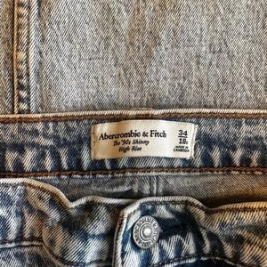 Meet your Posher, Sheila